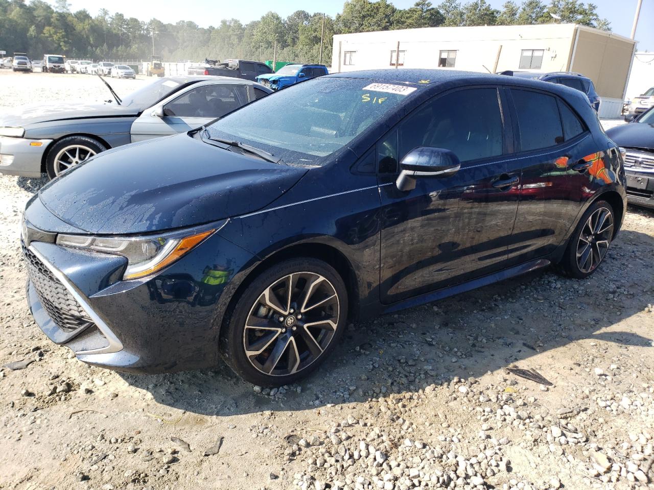 Obraz 1 z 2020 TOYOTA COROLLA XSE 2020 z VIN JTNA4RBE1L3080039