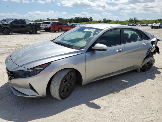 Image 1 of 2022 HYUNDAI ELANTRA SEL 2022 with VIN 5NPLM4AG4NH067702