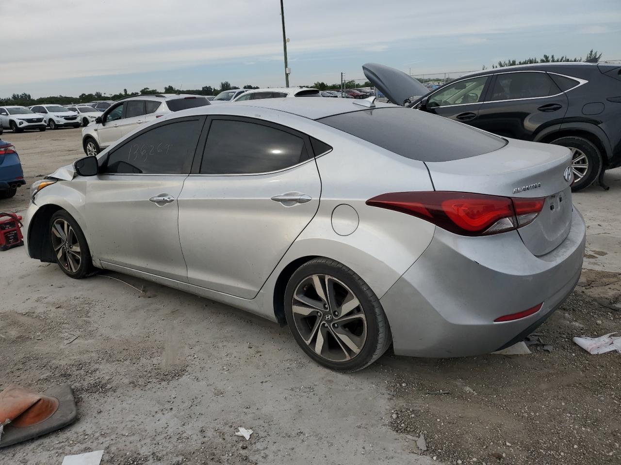 Изображение 2 2015 HYUNDAI ELANTRA SE 2015 с VIN KMHDH4AE1FU394794