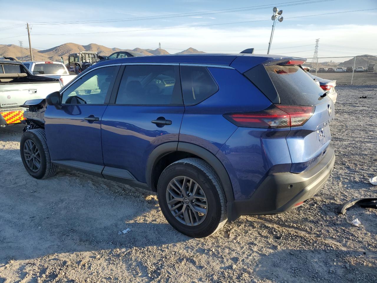 Изображение 2 2023 NISSAN ROGUE S 2023 с VIN 5N1BT3AA8PC810263