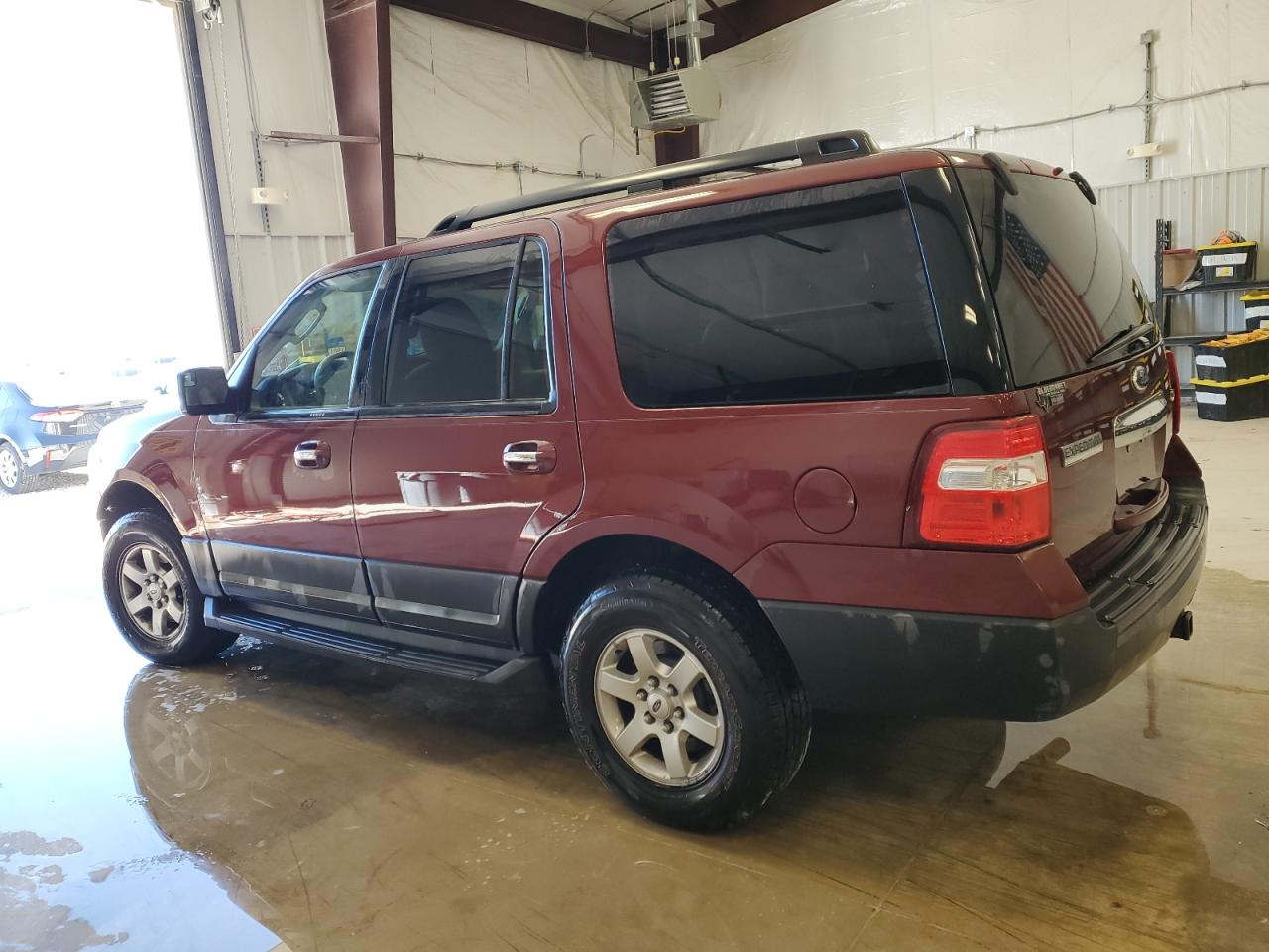Image 2 of 2012 FORD EXPEDITION XL 2012 with VIN 1FMJU1F51CEF12791