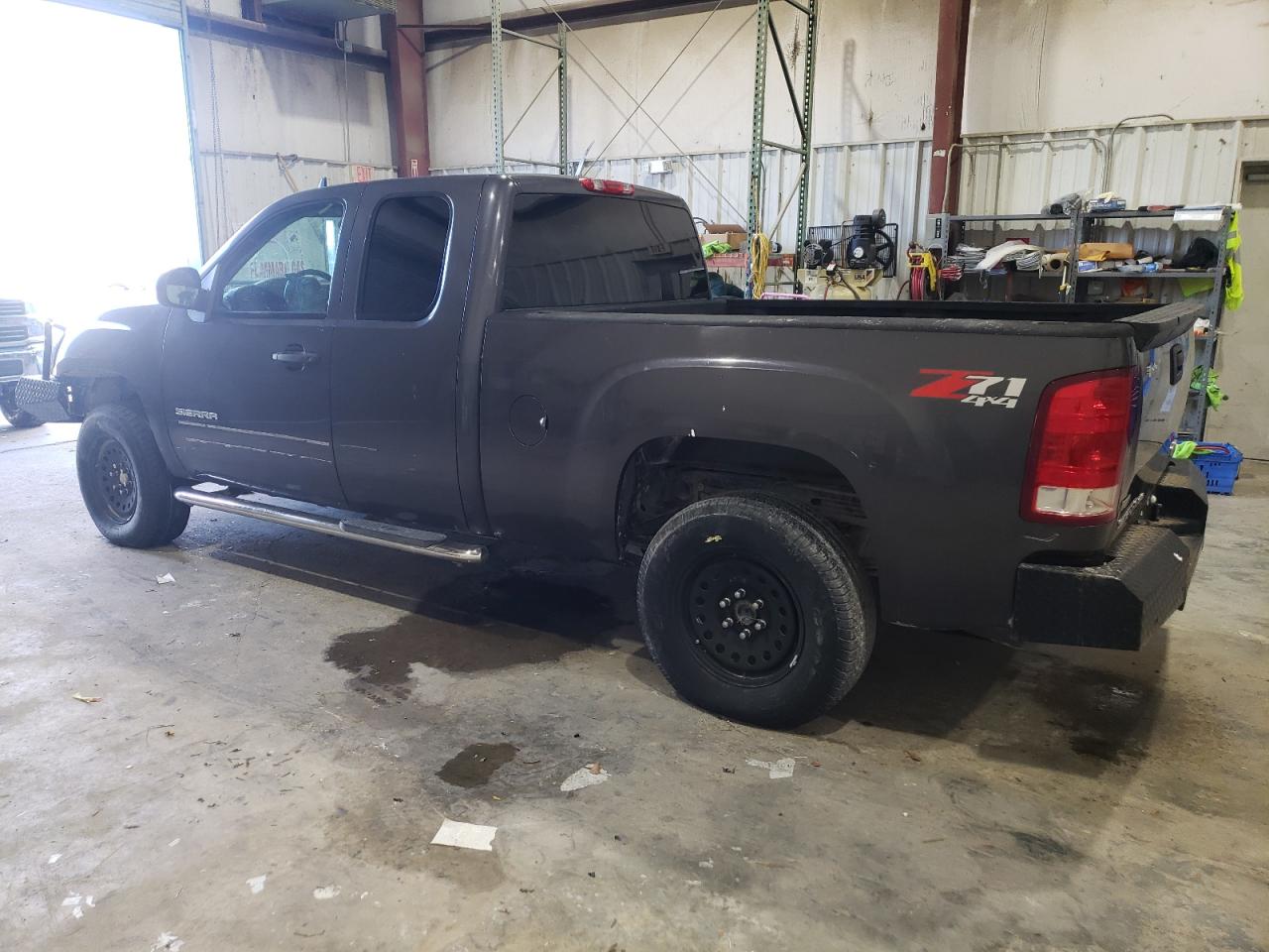 Изображение 2 2011 GMC SIERRA K1500 SLE 2011 с VIN 1GTR2VE31BZ204516