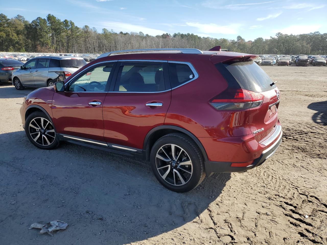 Obraz 2 z 2019 NISSAN ROGUE S 2019 z VIN 5N1AT2MT0KC821091