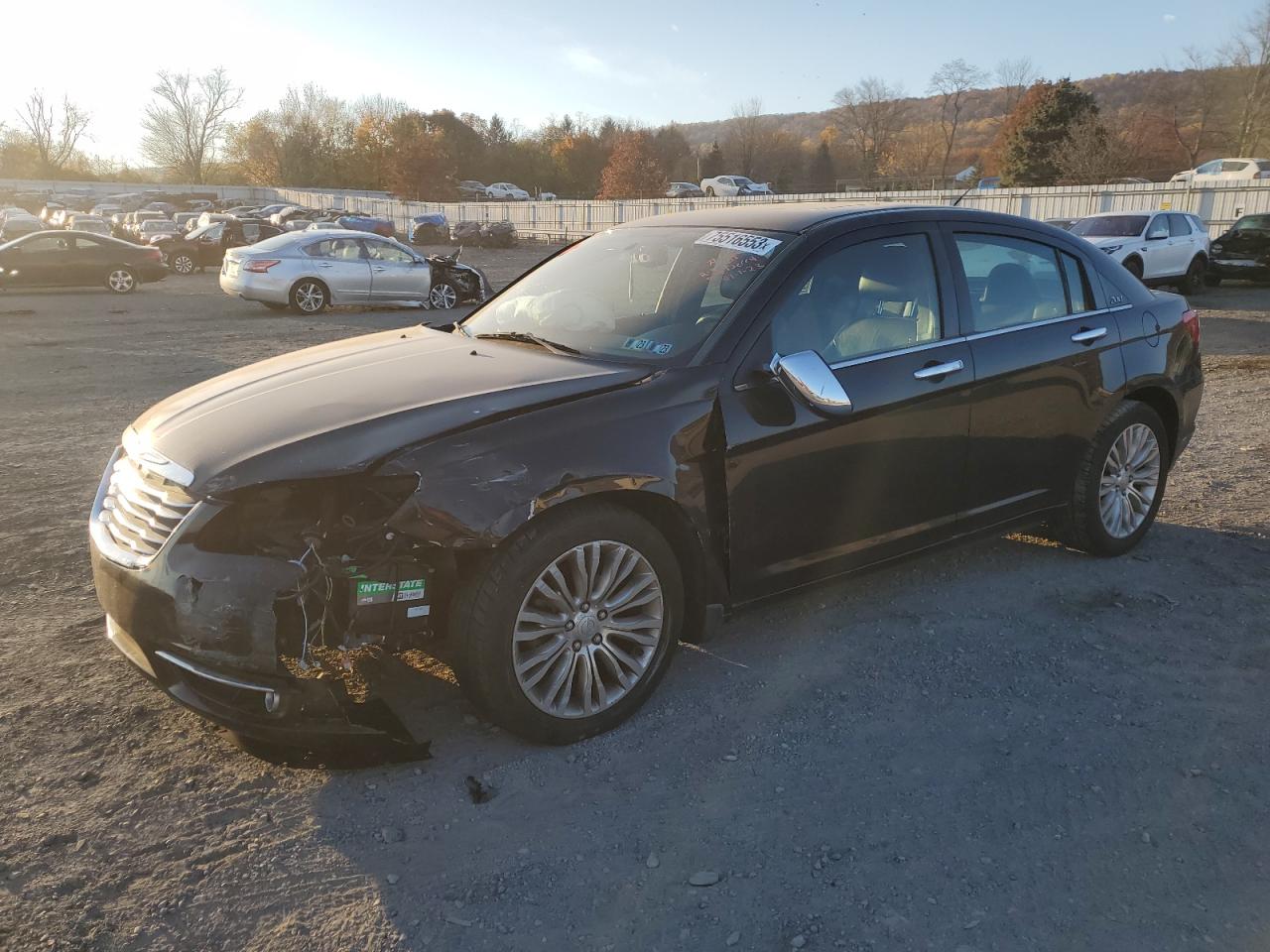 Chrysler 200 Limited 2012 image