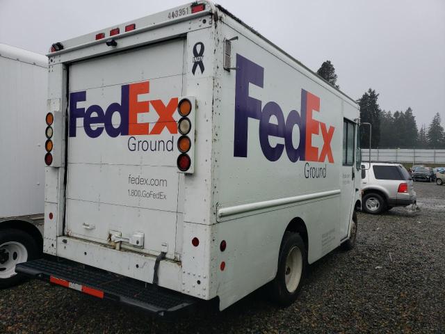 Image 3 of 2002 WORKHORSE FORWARD P4500 2002 with VIN 5B4KP42Y323343343
