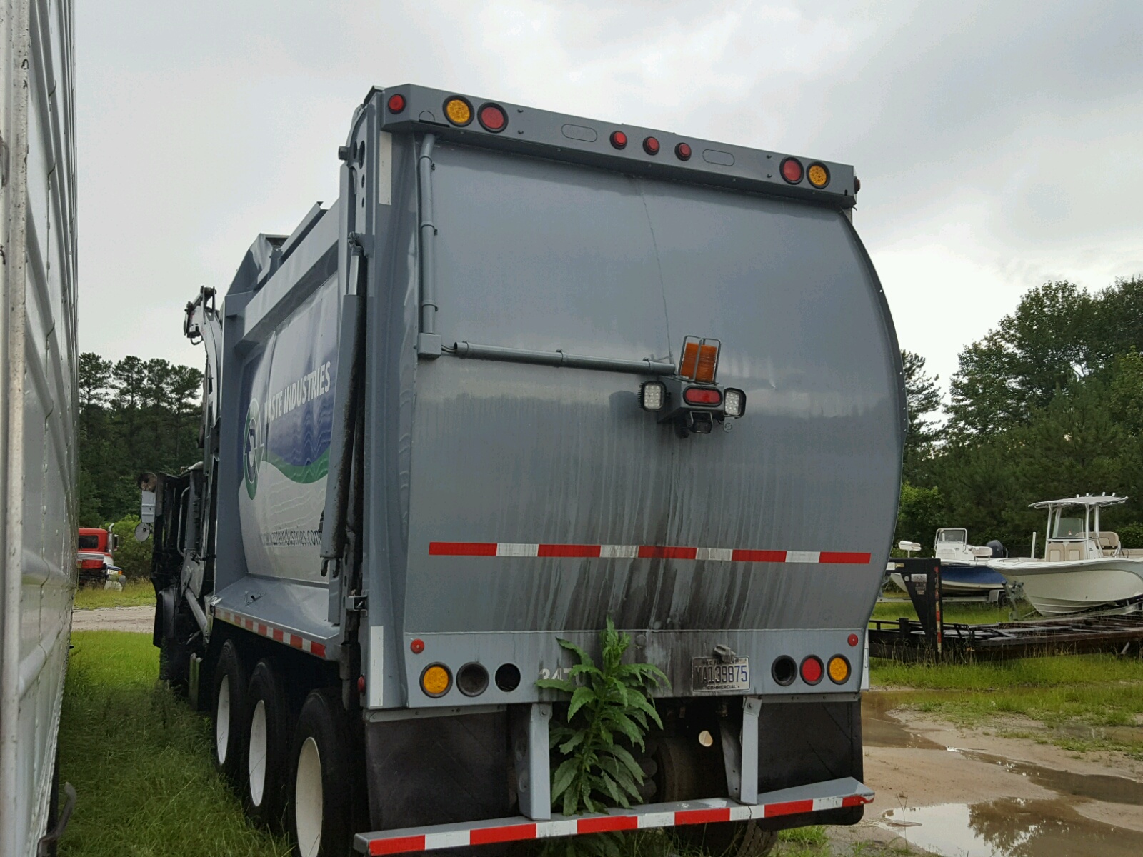 Image 3 of 2013 MACK 600 MRU600 2013 with VIN 1M2AV02C6DM009888