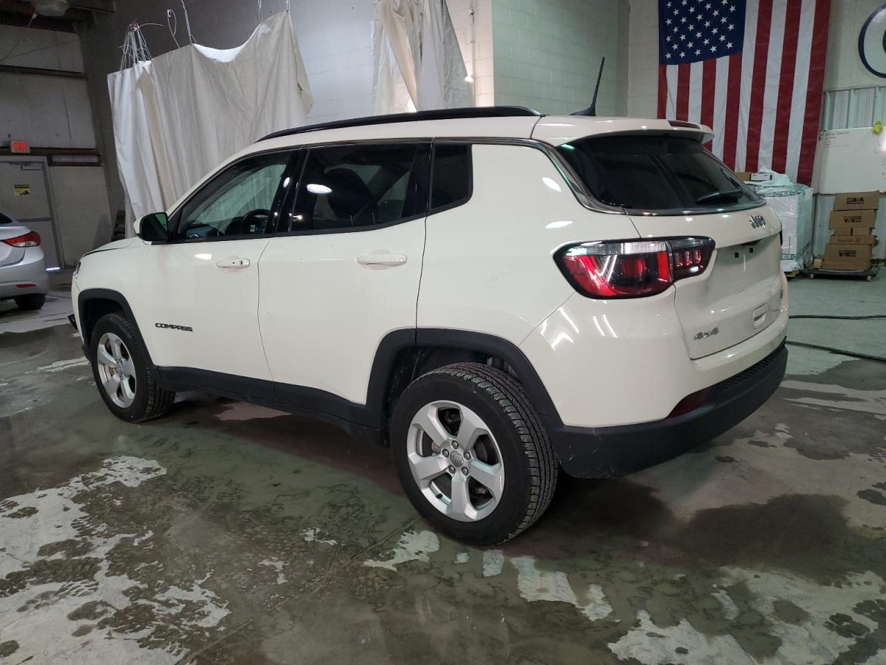 Изображение 2 2020 JEEP COMPASS LATITUDE 2020 с VIN 3C4NJDBB6LT223532