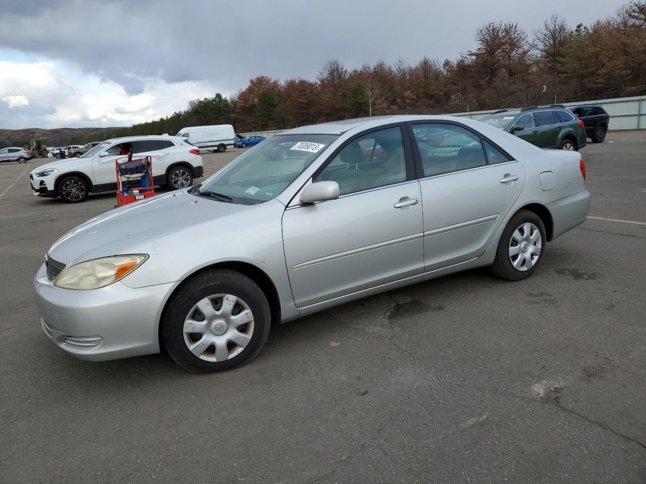 Image 1 of 2002 TOYOTA CAMRY LE 2002 with VIN 4T1BE32KX2U020533