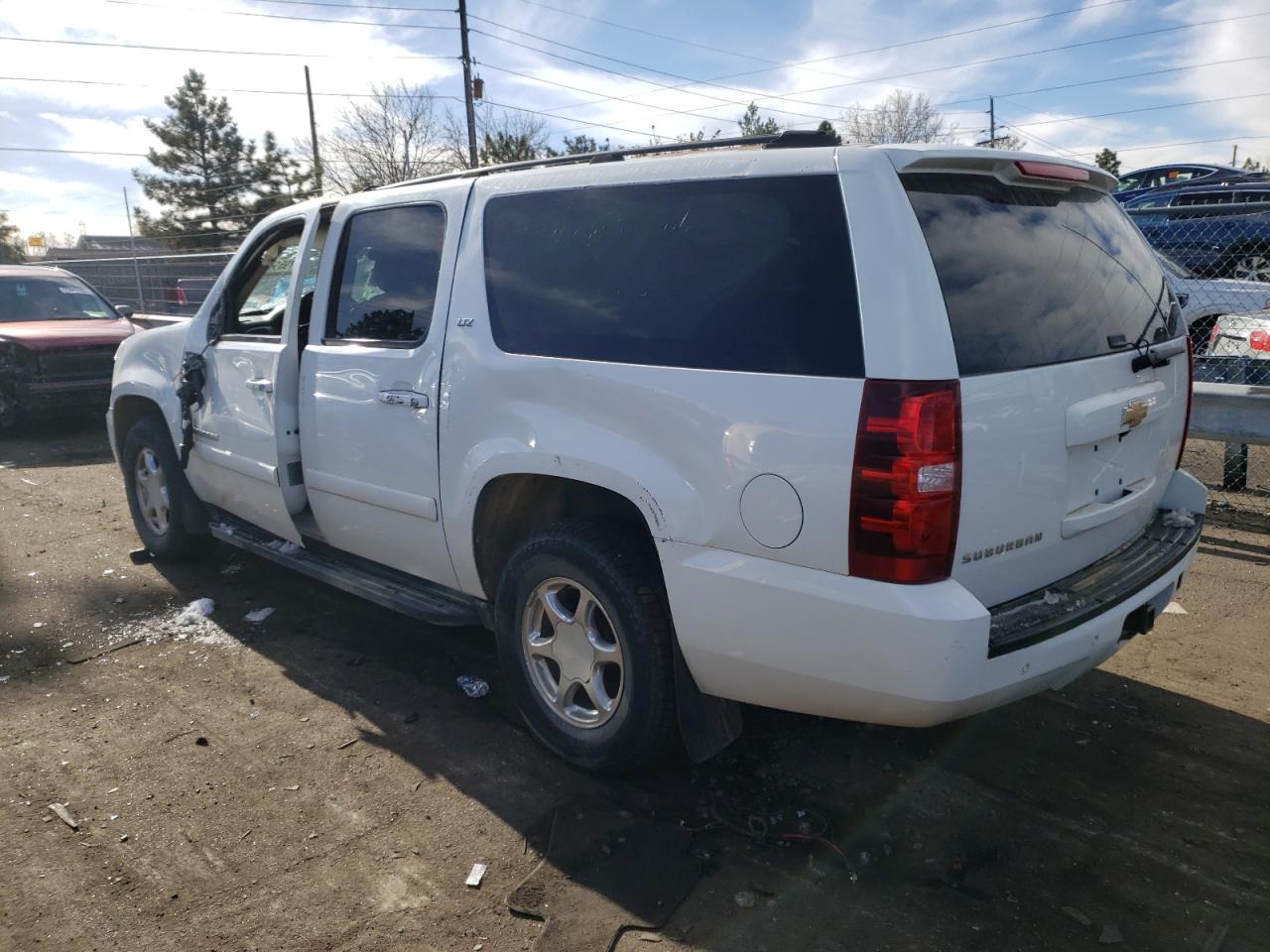 Obraz 2 z 2007 CHEVROLET SUBURBAN K1500 2007 z VIN 3GNFK163X7G135205