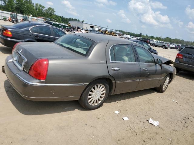Image 3 of 2003 LINCOLN TOWN CAR EXECUTIVE 2003 with VIN 1LNHM81W23Y650832