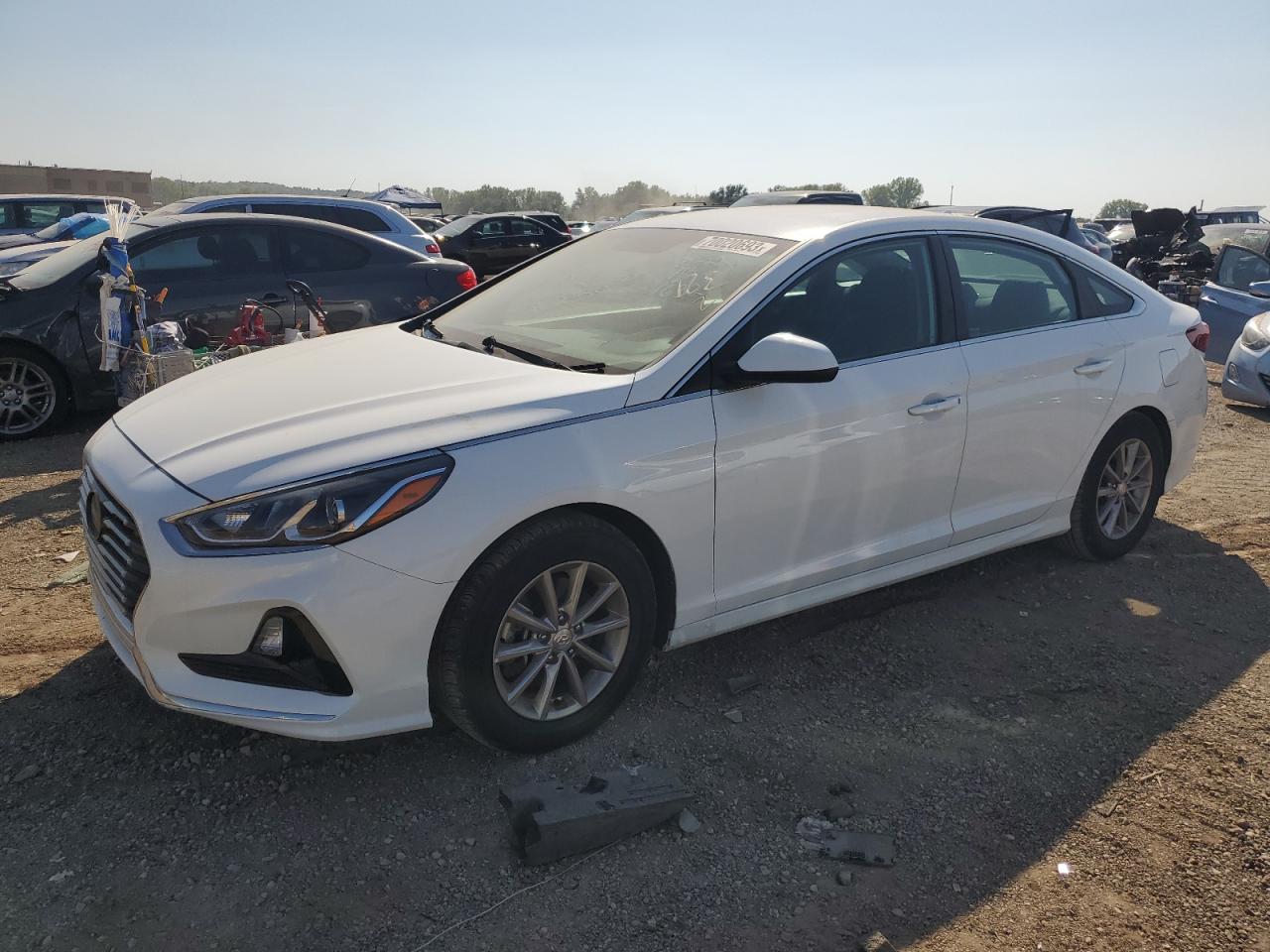 Image 1 of 2018 HYUNDAI SONATA SE 2018 with VIN 5NPE24AF7JH601632