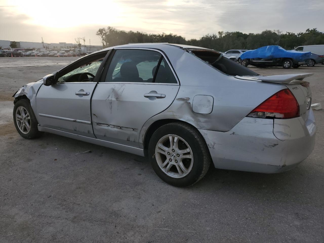 Image 2 of 2006 HONDA ACCORD EX 2006 with VIN 1HGCM567X6A008114