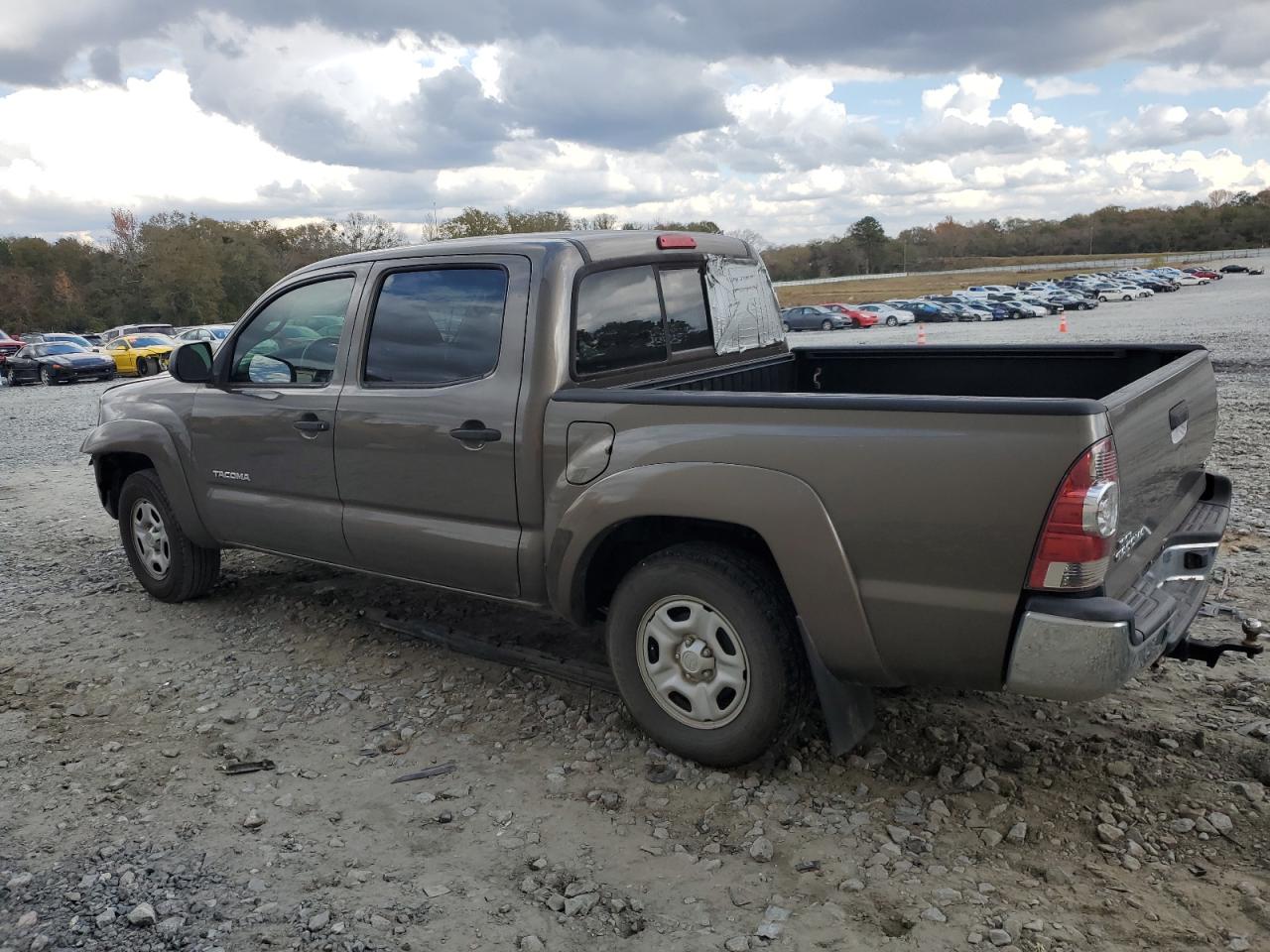 Obraz 2 z 2013 TOYOTA TACOMA DOUBLE CAB 2013 z VIN 5TFJX4CN5DX024371
