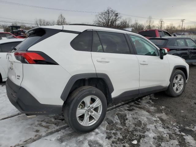 Image 3 of 2020 TOYOTA RAV4 XLE 2020 with VIN 2T3P1RFV9LW125940