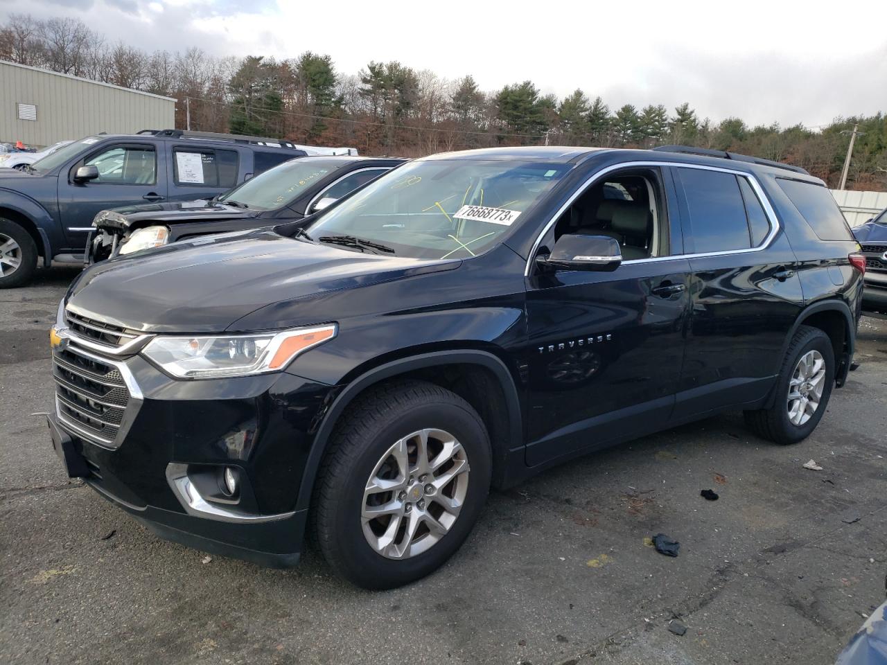 Image 1 of 2019 CHEVROLET TRAVERSE LT 2019 with VIN 1GNEVHKWXKJ309616