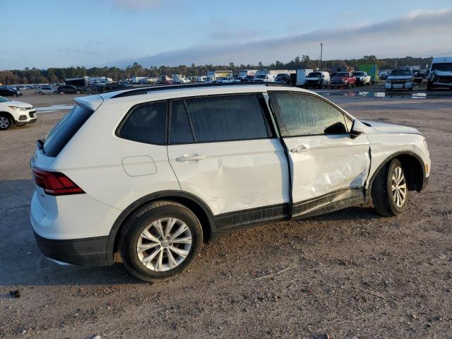 Obraz 3 z 2018 VOLKSWAGEN TIGUAN S 2018 z VIN 3VV1B7AX0JM079401