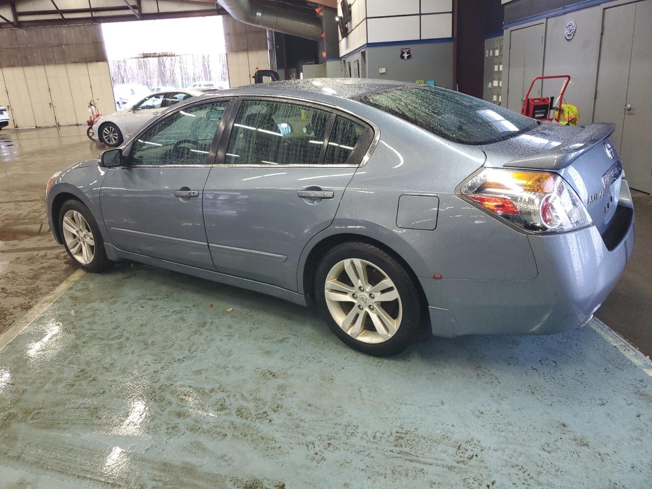 Obraz 2 z 2010 NISSAN ALTIMA SR 2010 z VIN 1N4BL2AP0AN501178