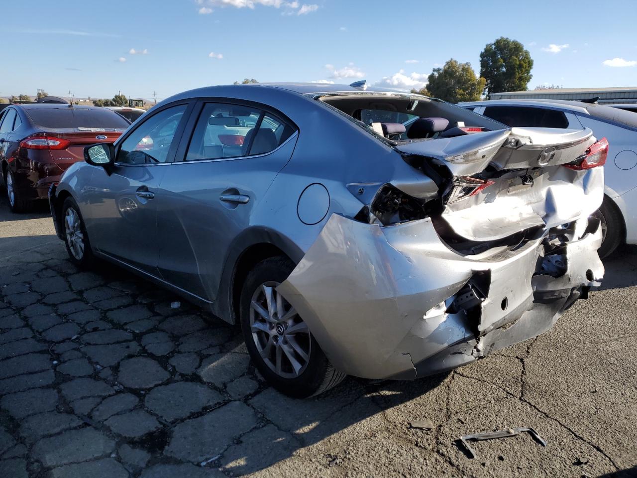 Изображение 2 2014 MAZDA 3 TOURING 2014 с VIN JM1BM1V79E1212700