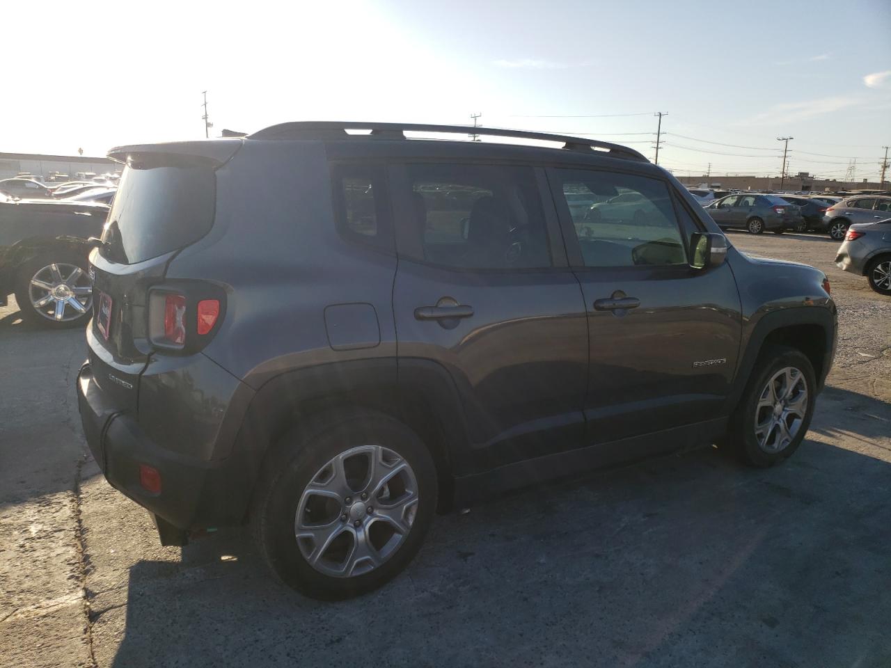 Изображение 3 2019 JEEP RENEGADE LIMITED 2019 с VIN ZACNJAD17KPK22721