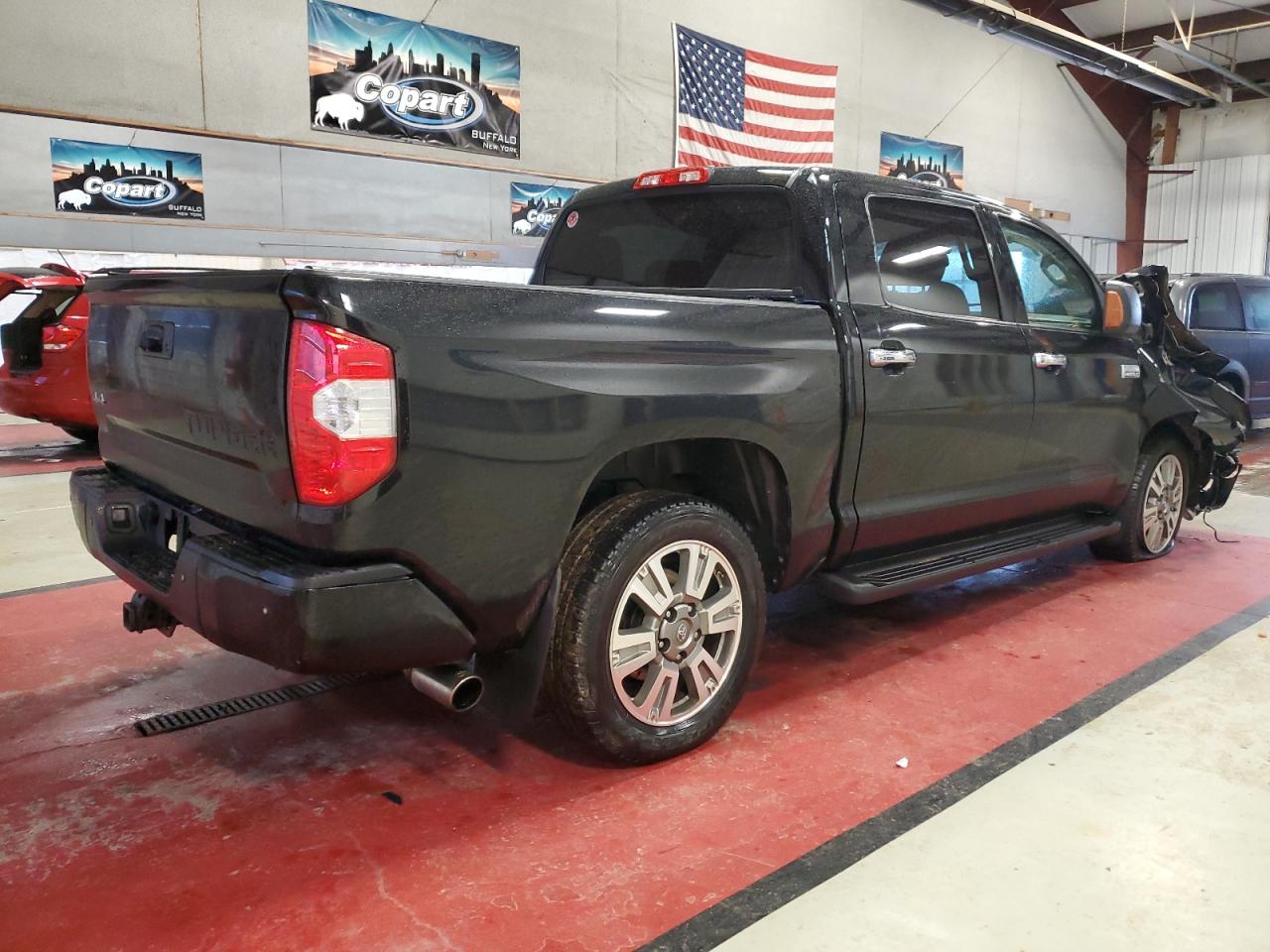 Изображение 3 2017 TOYOTA TUNDRA CREWMAX 1794 2017 с VIN 5TFAY5F17HX589366