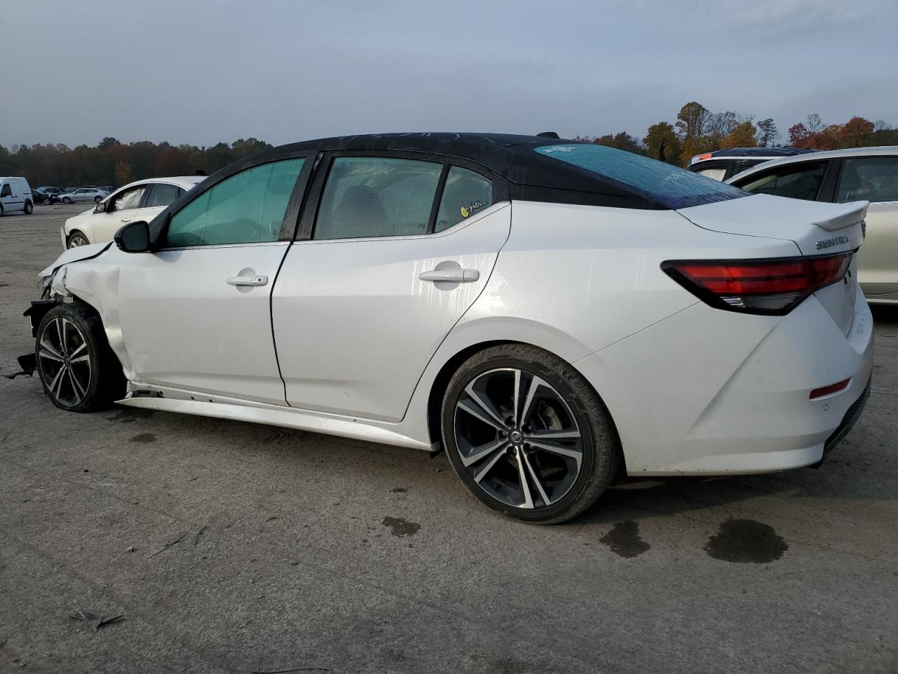 Image 2 of 2023 NISSAN SENTRA SR 2023 with VIN 3N1AB8DV7PY270798