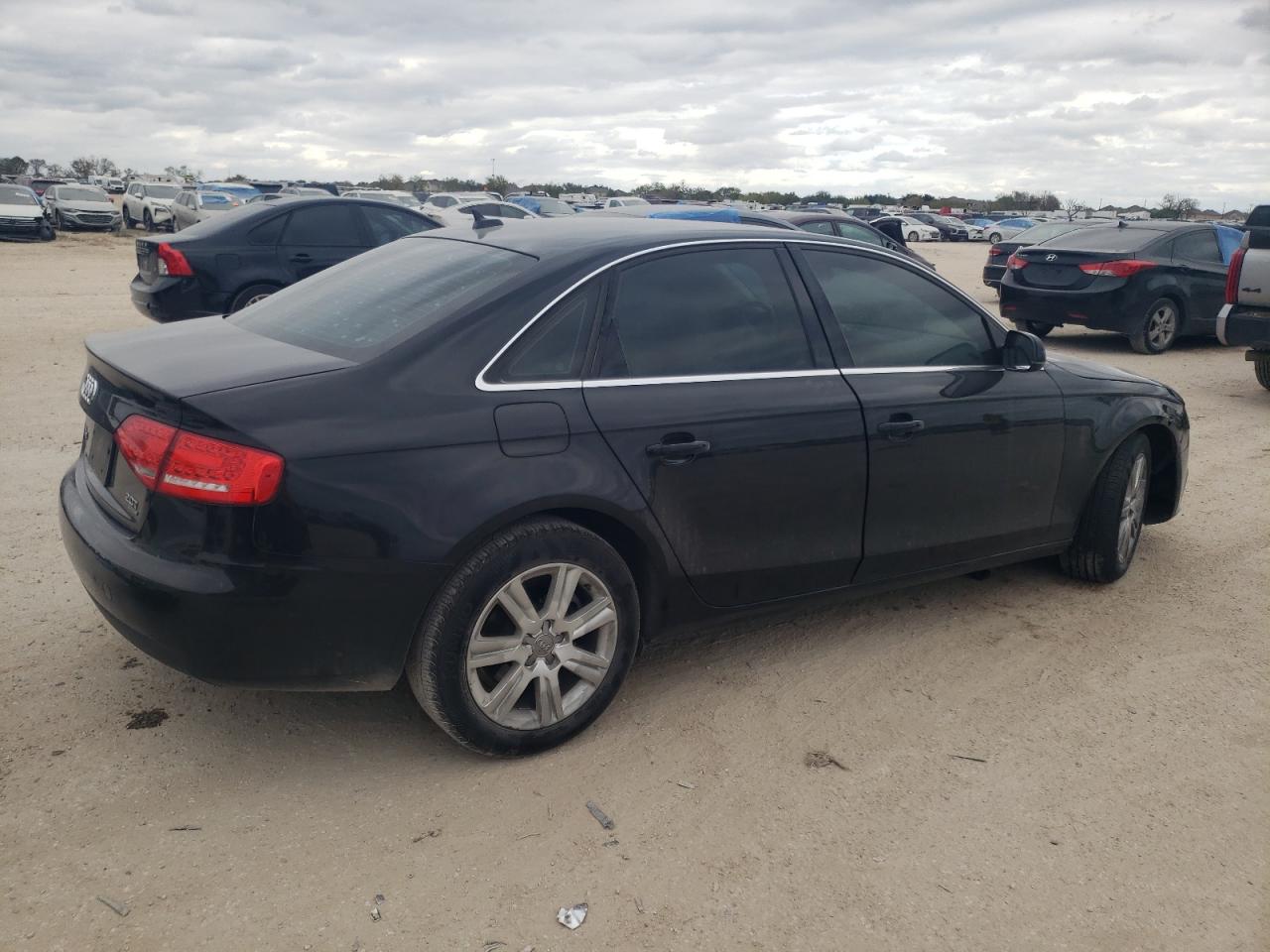 Obraz 3 z 2012 AUDI A4 PREMIUM 2012 z VIN WAUBFAFL5CN005651