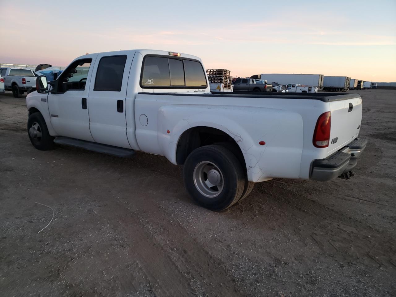 Изображение 2 2003 FORD F350 SUPER DUTY 2003 с VIN 1FTWW32P63EC38558