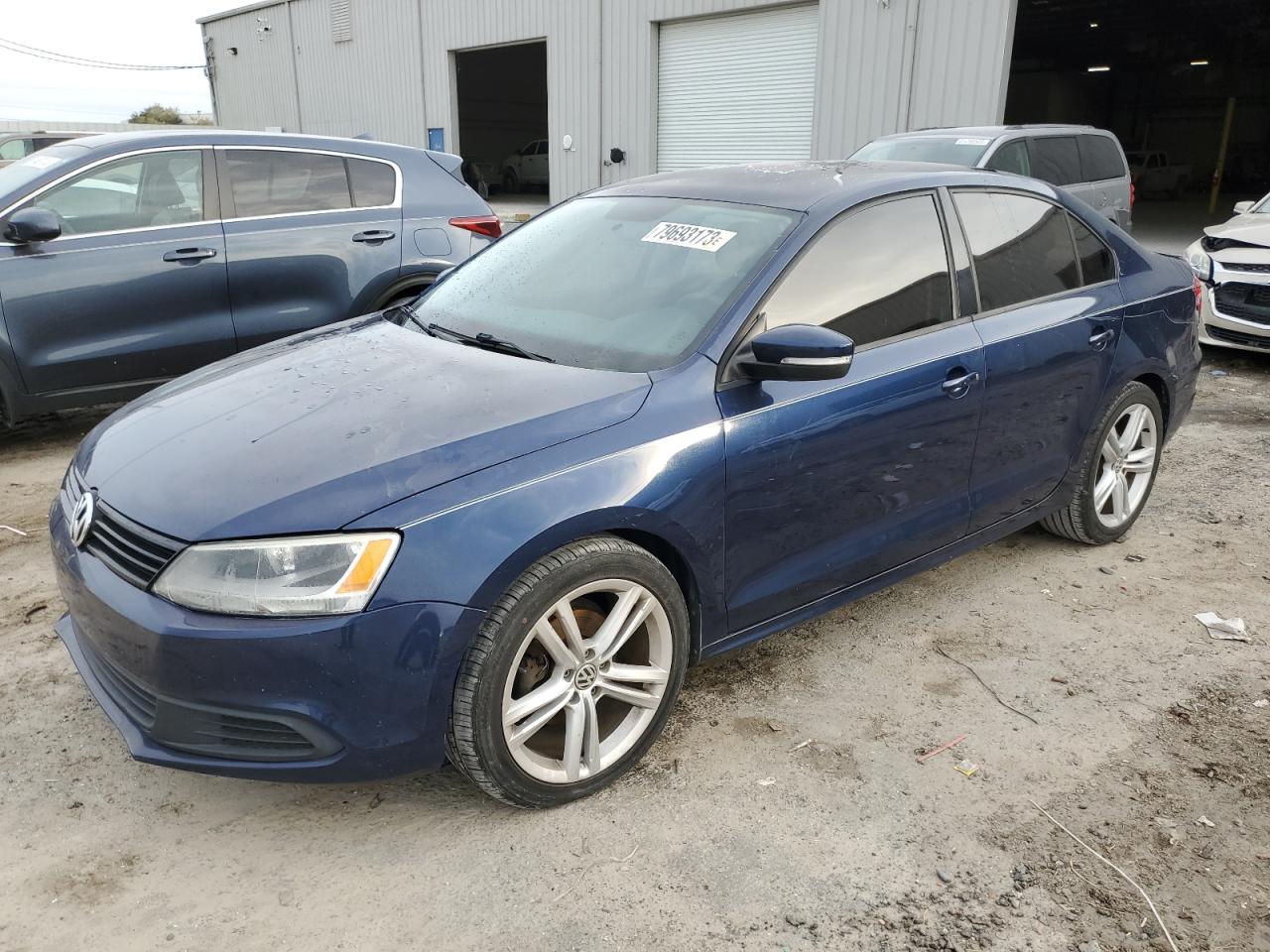 Image 1 of 2011 VOLKSWAGEN JETTA SE 2011 with VIN 3VWDX7AJ6BM068538