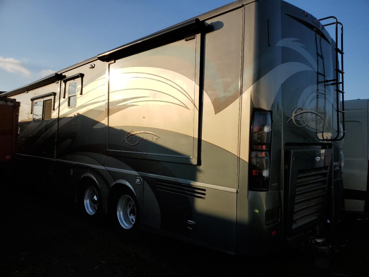 Image 3 of 2011 FREIGHTLINER CHASSIS XC 2011 with VIN 4UZFCUCY3BCBC0171