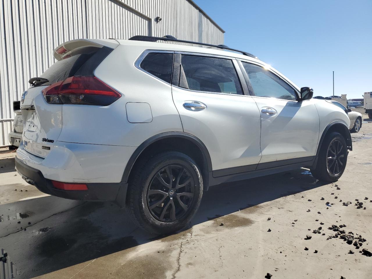 Obraz 3 z 2018 NISSAN ROGUE S 2018 z VIN 5N1AT2MV4JC850108