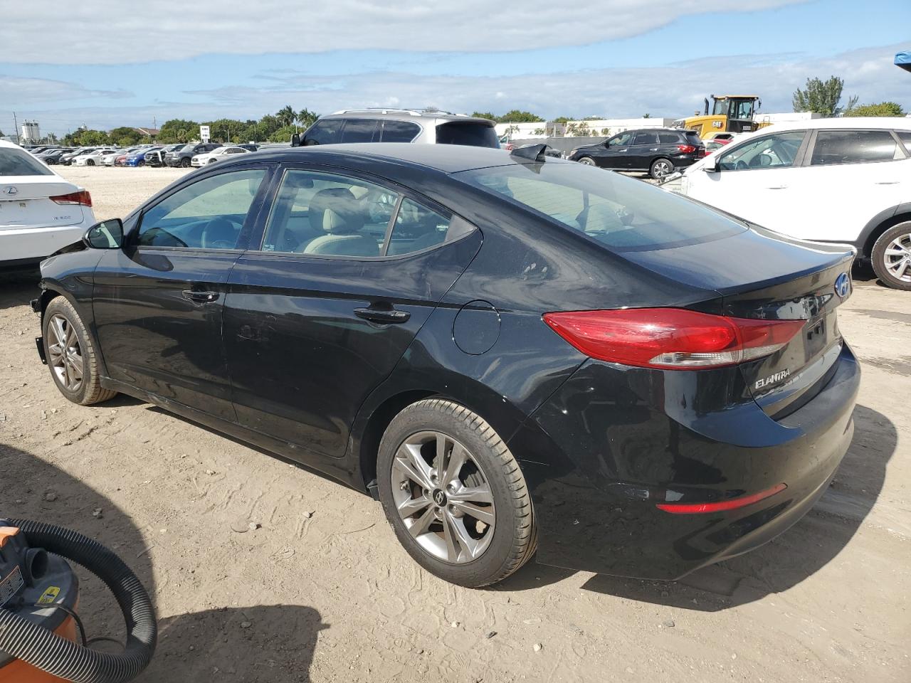 Obraz 2 z 2017 HYUNDAI ELANTRA SE 2017 z VIN 5NPD84LF0HH050039