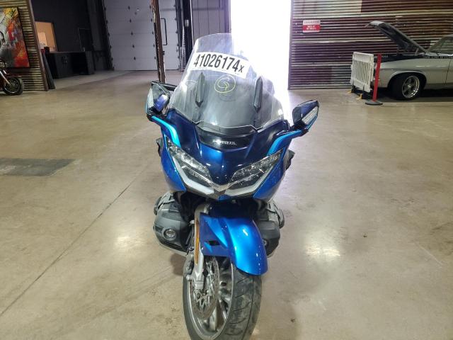 Image 2 of 2022 HONDA GL1800 D 2022 with VIN JH2SC7952NK400927