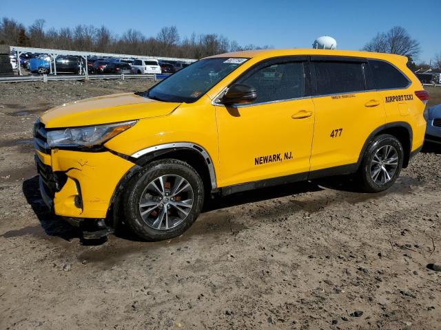 Изображение 1 2019 TOYOTA HIGHLANDER LE 2019 с VIN 5TDZZRFHXKS358169
