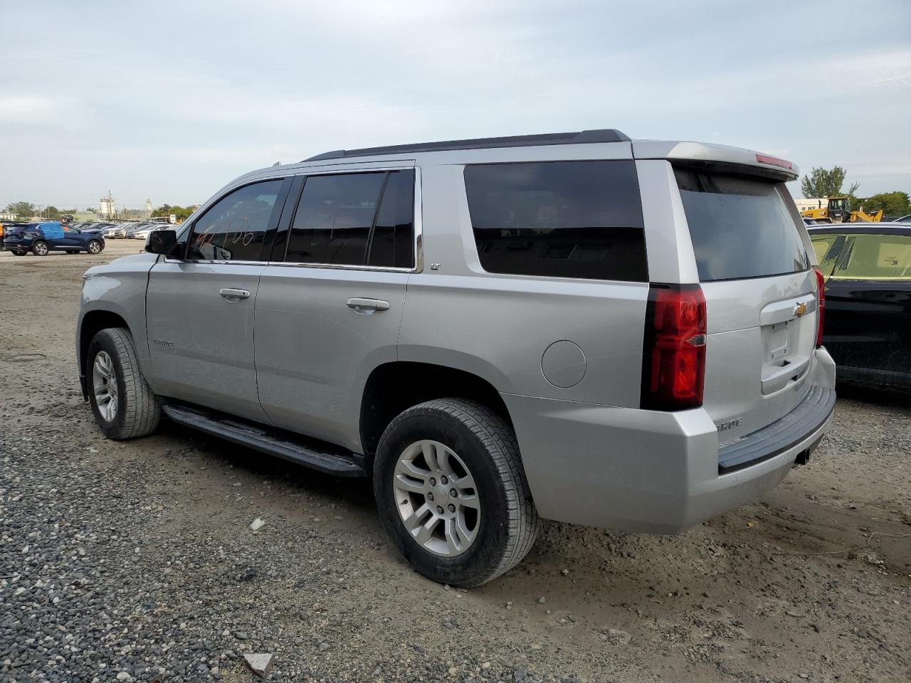 Obraz 2 z 2019 CHEVROLET TAHOE K1500 LT 2019 z VIN 1GNSKBKC3KR136313