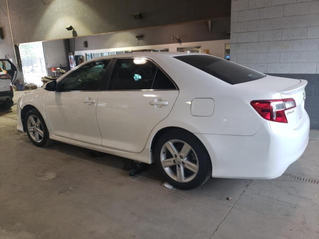 Obraz 2 z 2014 TOYOTA CAMRY L 2014 z VIN 4T1BF1FK0EU826378