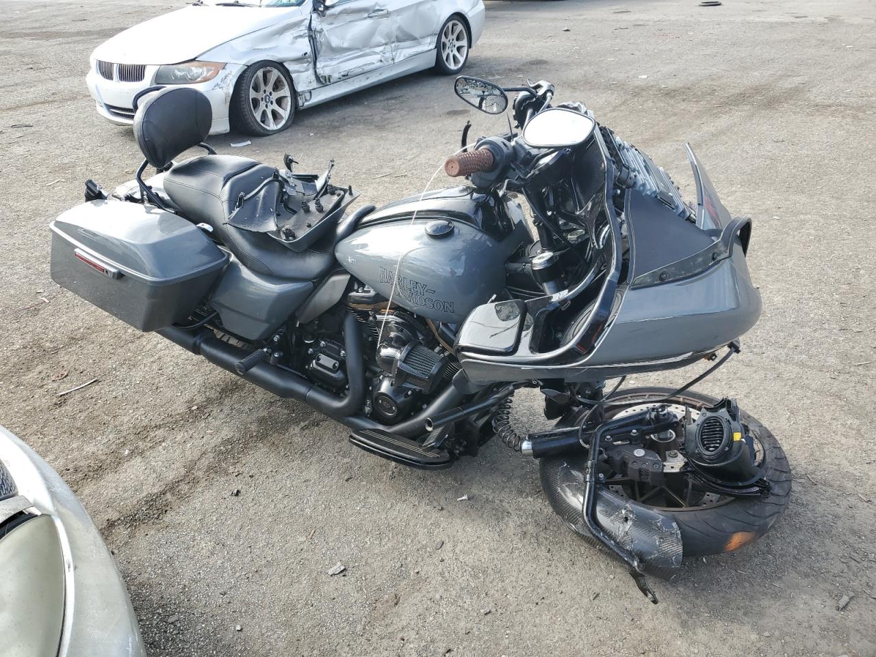 Obraz 1 z 2022 HARLEY-DAVIDSON FLTRXST  2022 z VIN 1HD1ACL14NB638267