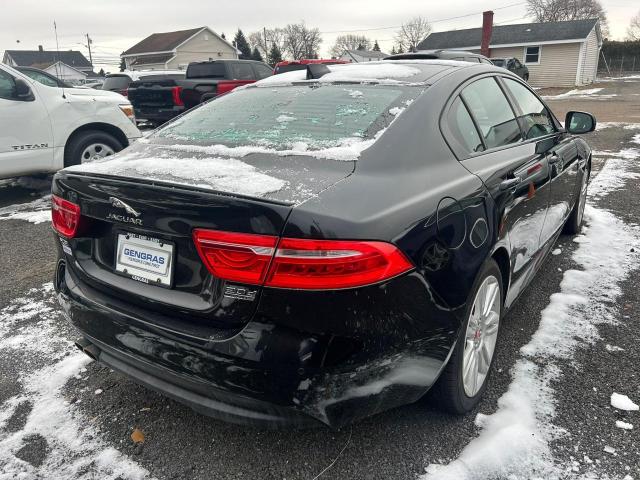 Obraz 3 z 2017 JAGUAR XE R - SPORT 2017 z VIN SAJAL4BN7HA956384