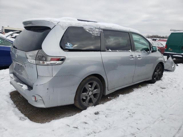 Obraz 3 z 2016 TOYOTA SIENNA SE 2016 z VIN 5TDXK3DC6GS724670