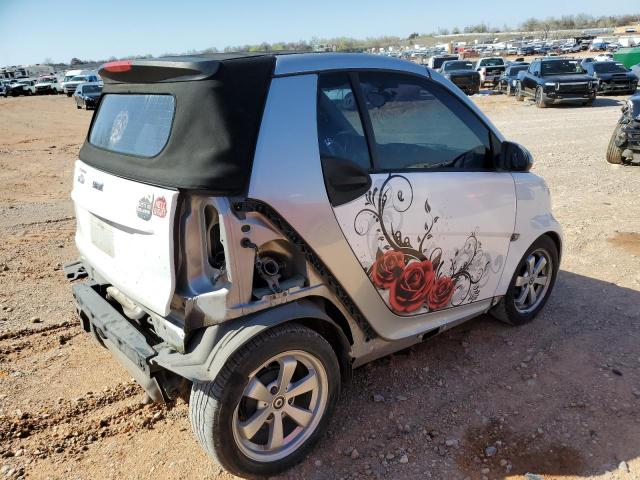 Obraz 3 z 2013 SMART FORTWO PASSION 2013 z VIN WMEEK3BA9DK643563