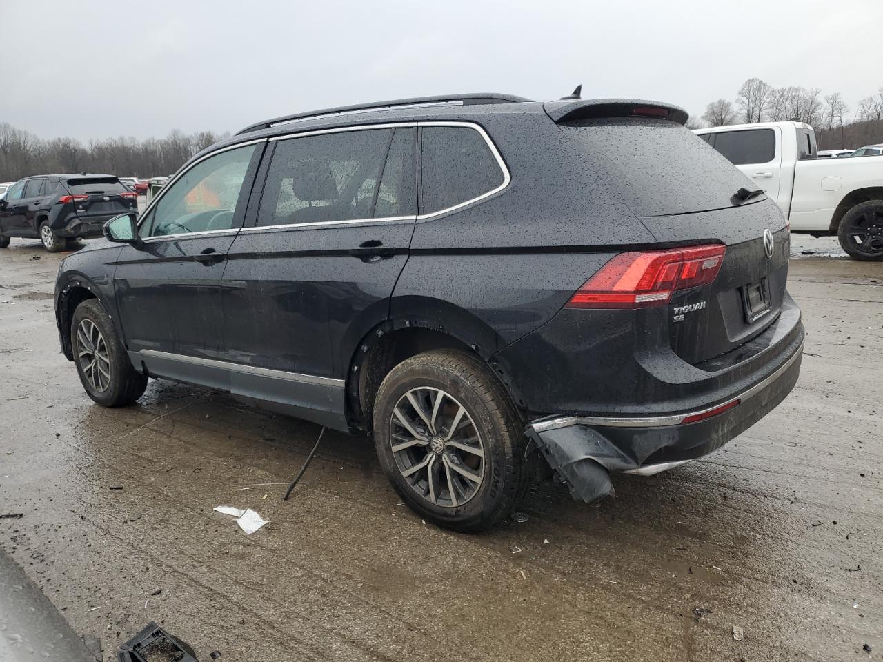 Obraz 2 z 2020 VOLKSWAGEN TIGUAN SE 2020 z VIN 3VV2B7AX8LM092274