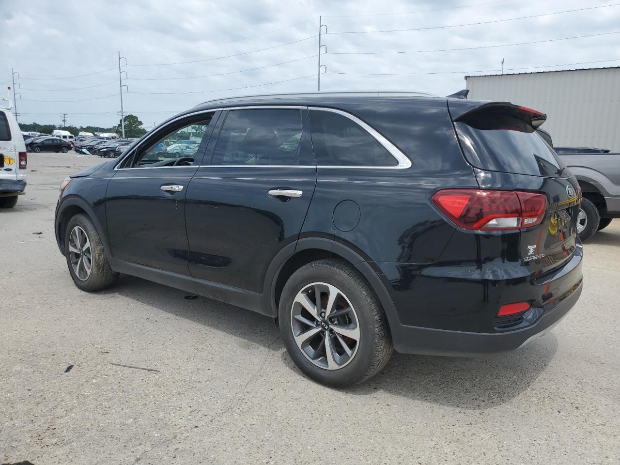 Obraz 2 z 2019 KIA SORENTO EX 2019 z VIN 5XYPH4A59KG567023