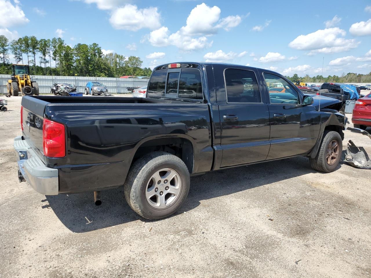 Изображение 3 2005 DODGE DAKOTA QUAD SLT 2005 с VIN 1D7HE48K15S319958