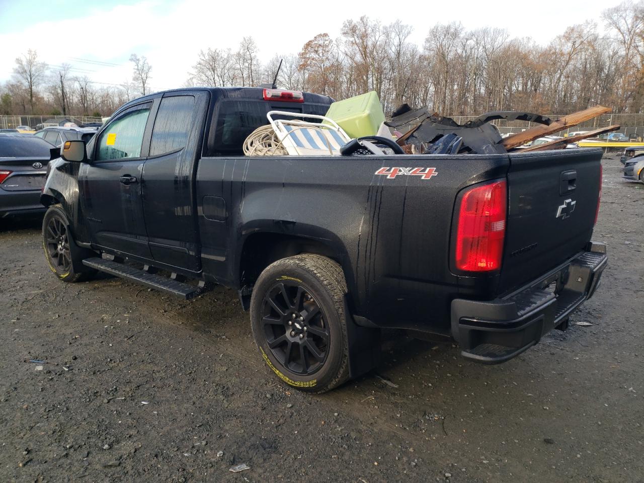 Изображение 2 2020 CHEVROLET COLORADO LT 2020 с VIN 1GCHTCENXL1158960