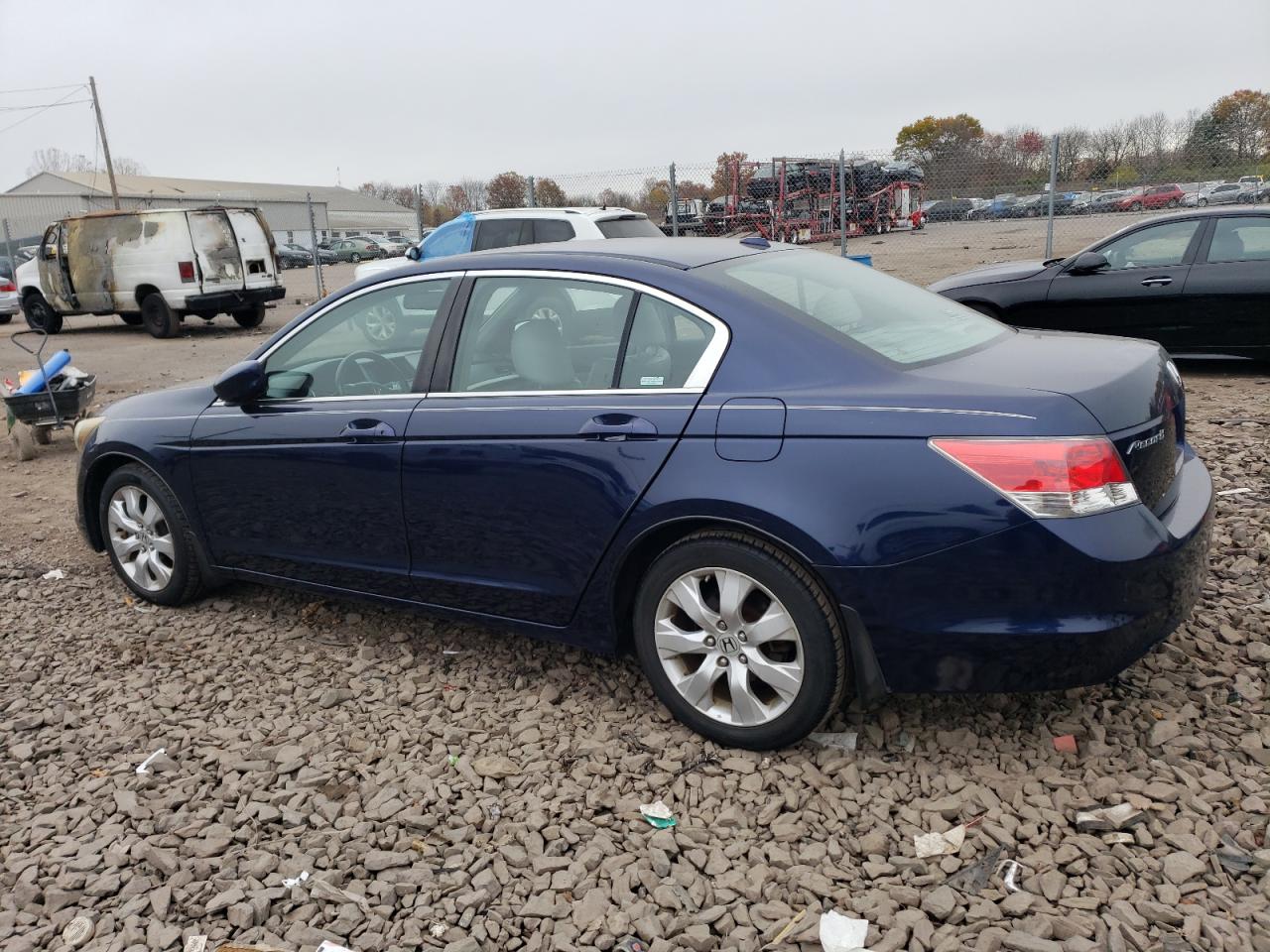 Image 2 of 2009 HONDA ACCORD EXL 2009 with VIN 1HGCP26869A016701
