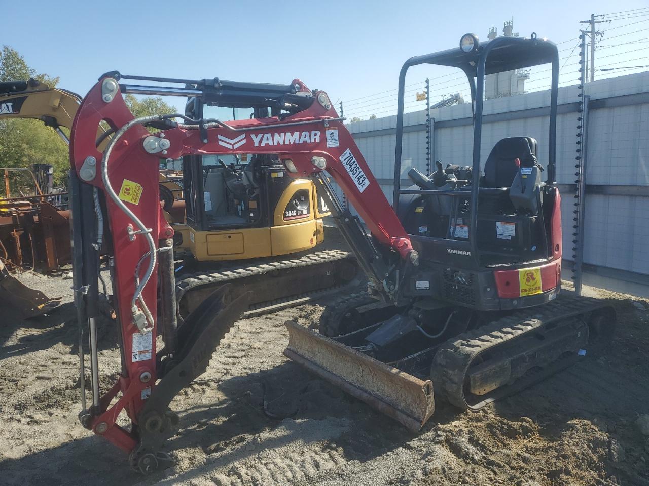 Изображение 2 2022 YANM TRACKHOE 2022 с VIN YMRV1025KNAJAG661
