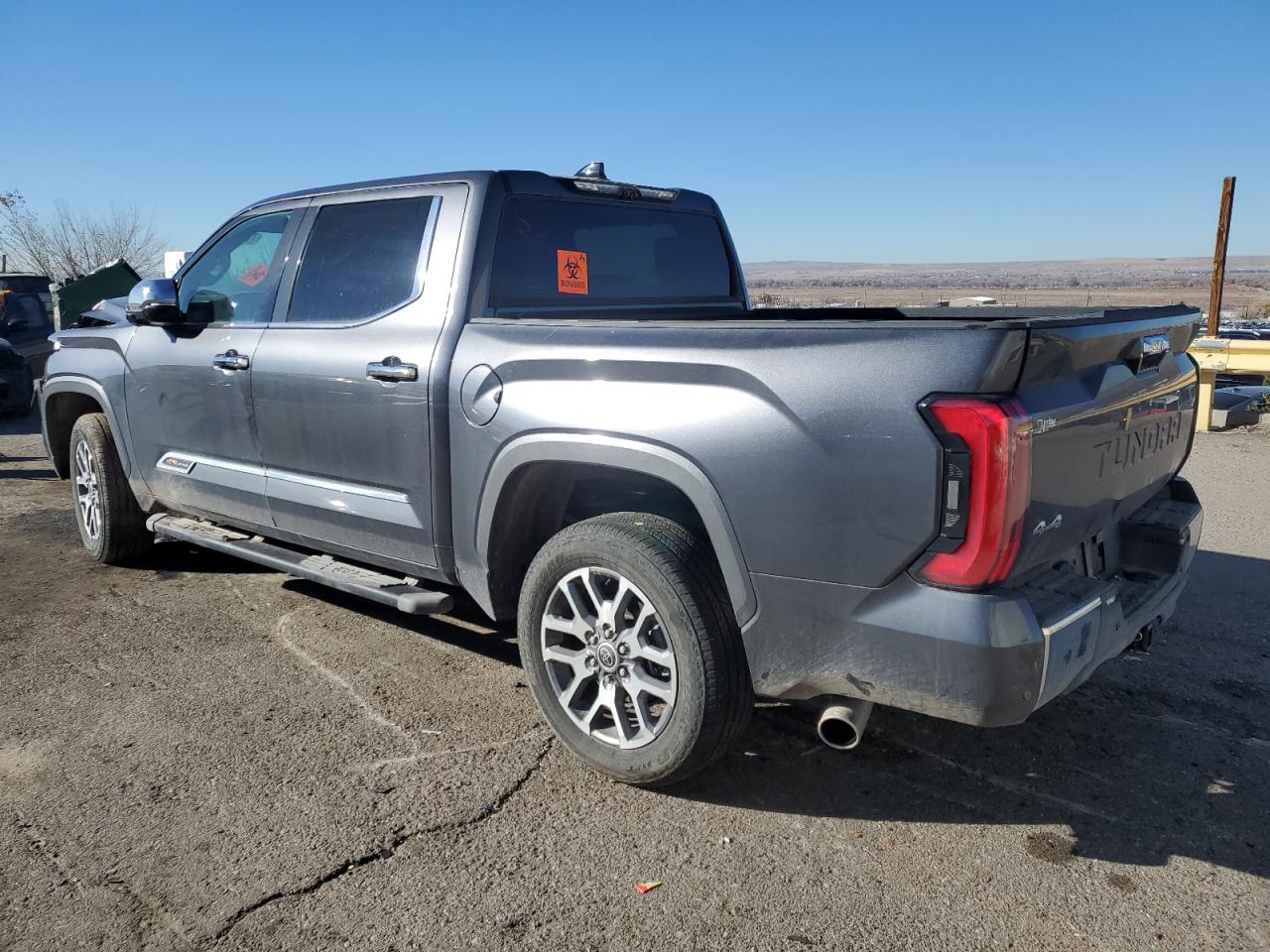 Image 2 of 2023 TOYOTA TUNDRA CREWMAX PLATINUM 2023 with VIN 5TFMA5DB5PX092716