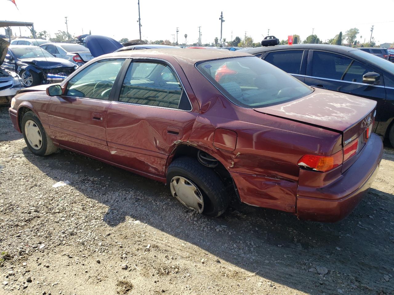 Image 2 of 2000 TOYOTA CAMRY CE 2000 with VIN 4T1BG22K1YU981776