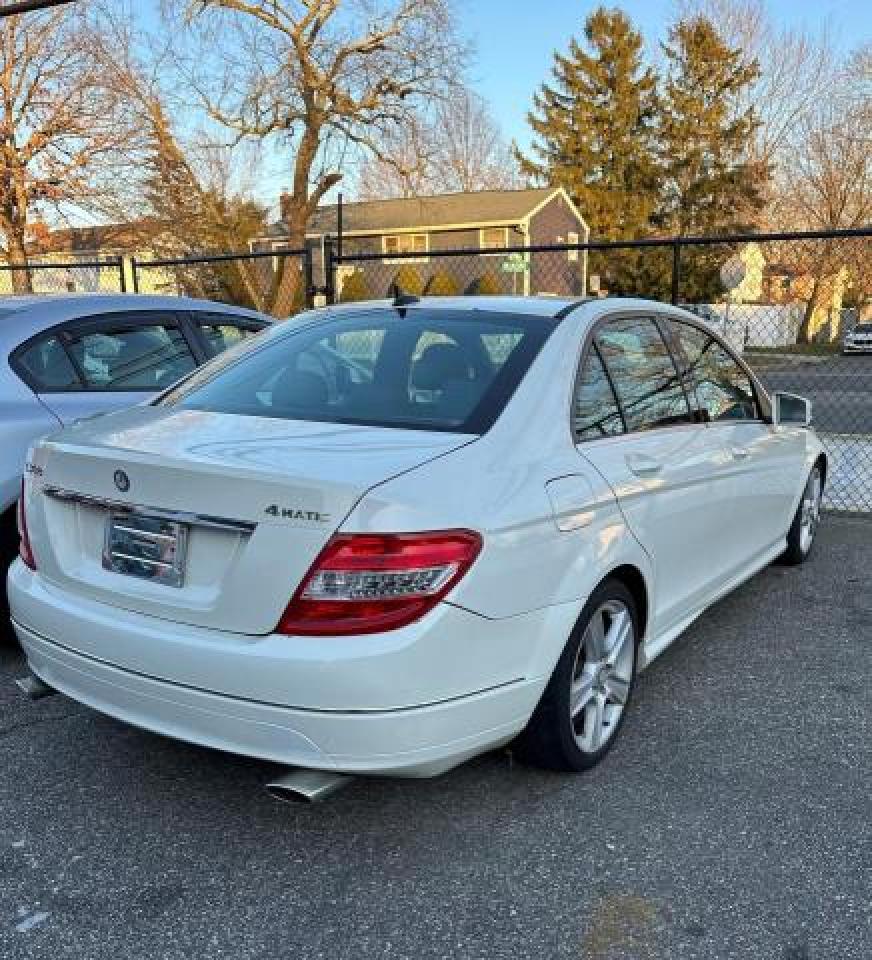 Image 3 of 2010 MERCEDES-BENZ C 300 4MATIC 2010 with VIN WDDGF8BB5AR090386