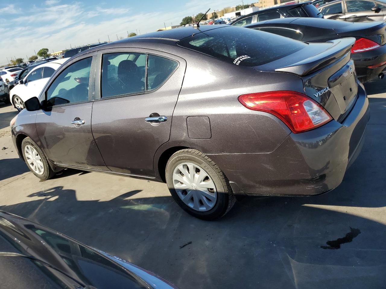 Изображение 2 2015 NISSAN VERSA S 2015 с VIN 3N1CN7APXFL815341