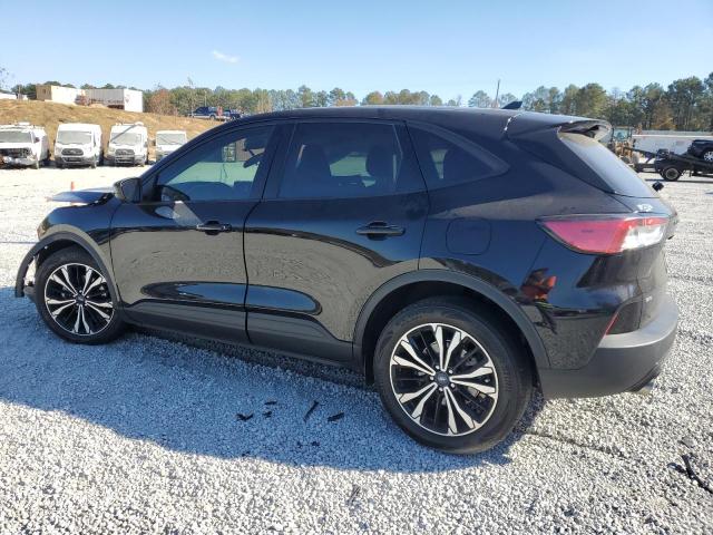 Image 2 of 2022 FORD ESCAPE SE 2022 with VIN 1FMCU0G64NUB40155